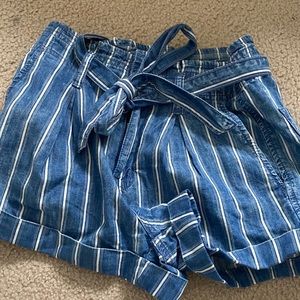 American Eagle shorts with blue and white stripe